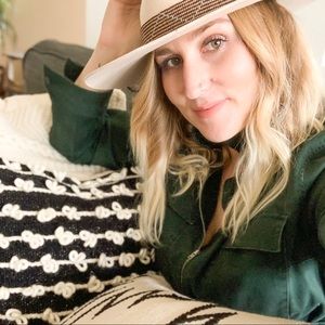 Meet your Posher, Ash